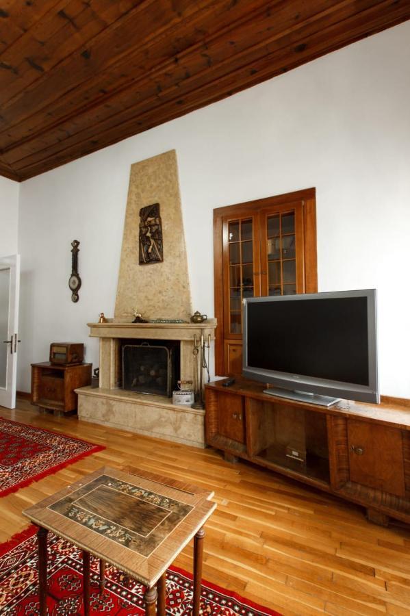 Emblematic House Apartment 2 Gjirokastra Kültér fotó
