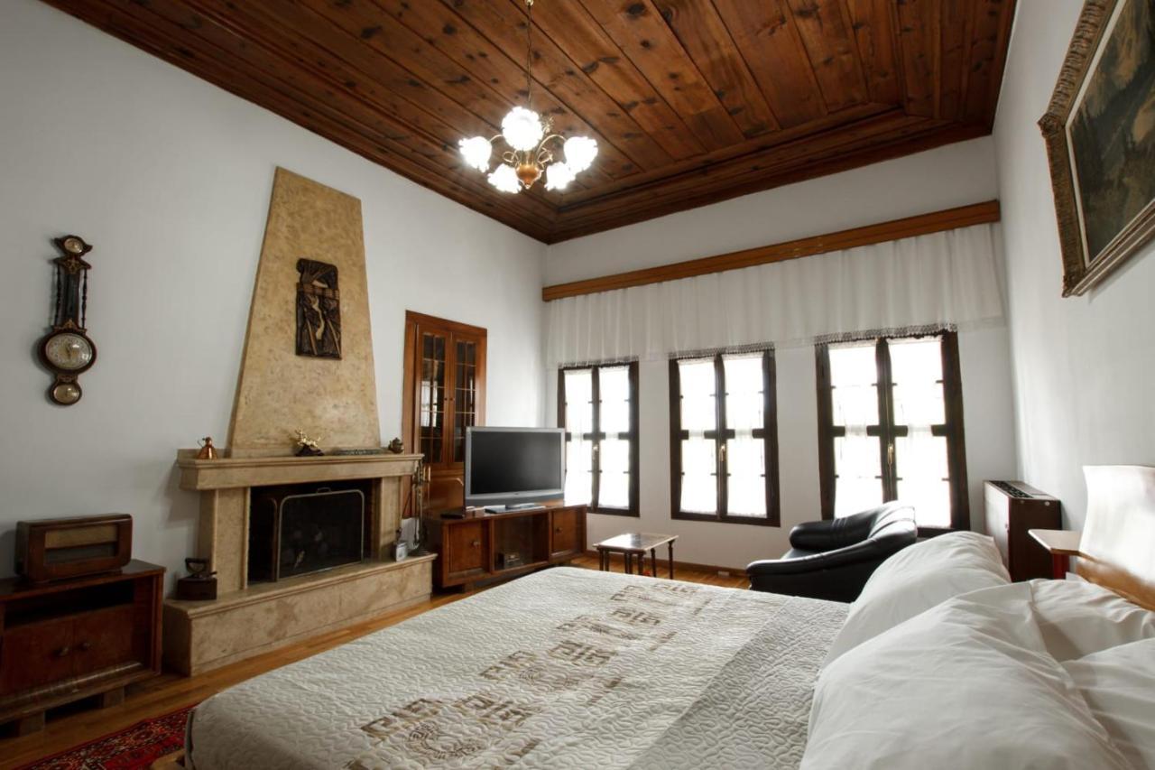 Emblematic House Apartment 2 Gjirokastra Kültér fotó