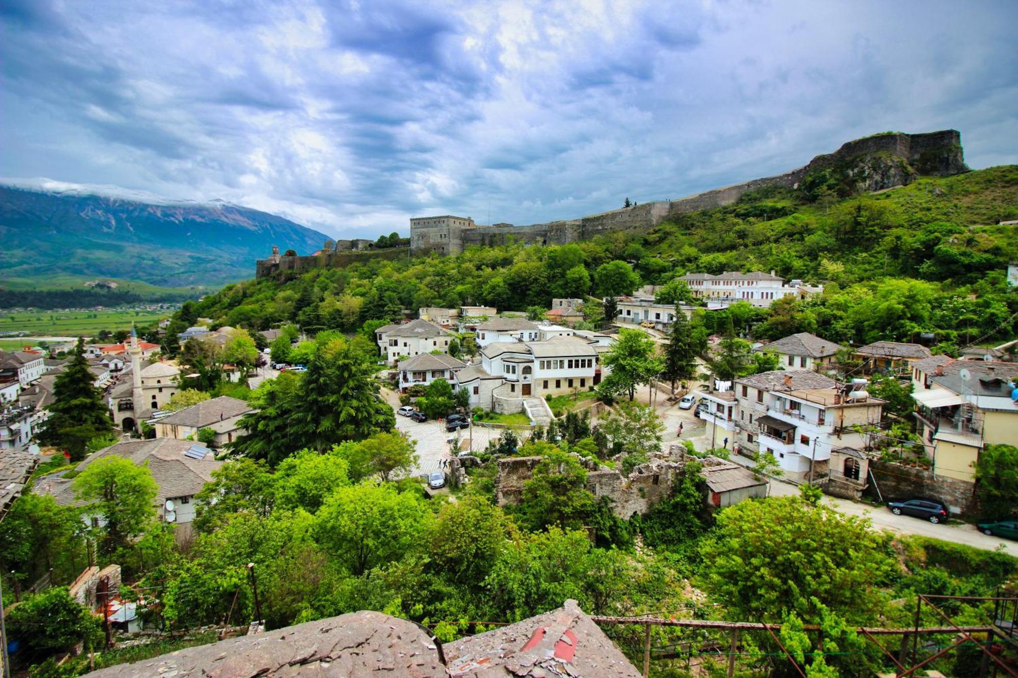 Emblematic House Apartment 2 Gjirokastra Kültér fotó